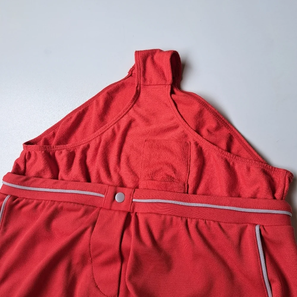 Etoníc sports shorts for women red‎ sizes M passion red